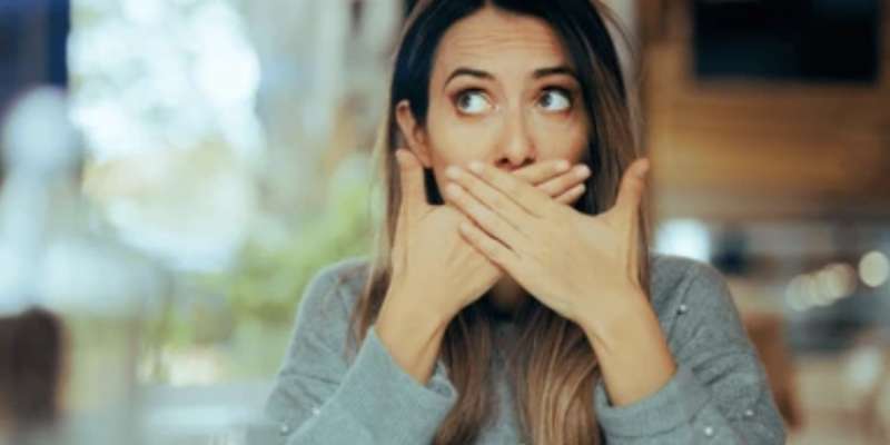 Hıçkırık Nedir? Hıçkırığın Nedenleri, Tedavi Yöntemleri ve Önleme Yolları