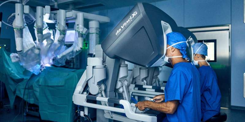 Robotik Cerrahi Nedir? Ürolojide Robotik Cerrahinin Uygulama Alanları Nelerdir?